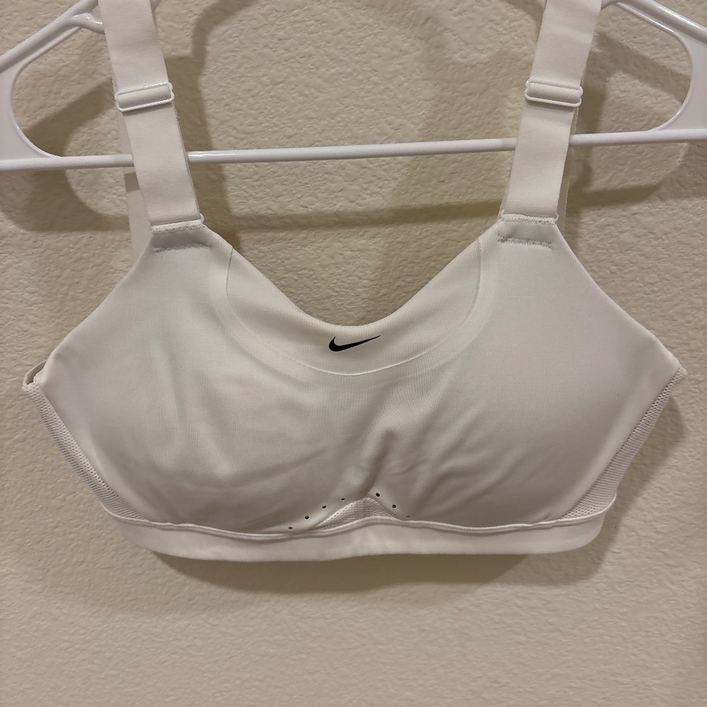 Nike Dri-fit women’s size small running bra NWOT